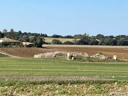 terrain 3 200 m² faudoas