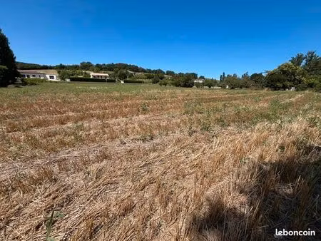 terrain 1 225 m² gimat