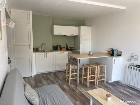 appartement t2 meublé 28m2 refait à neuf