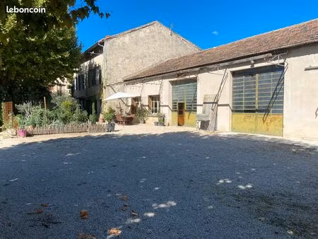 maison entrepôts à vendre