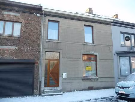 belle maison avec jardin