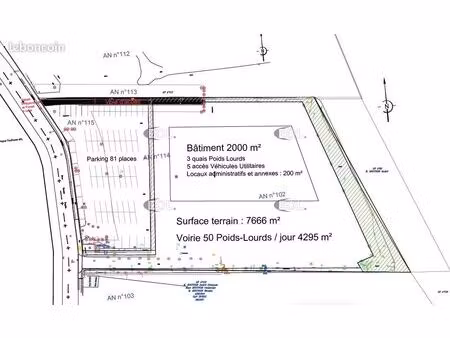 local d'activité 1 909 m²