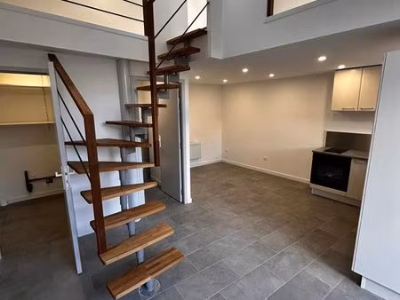 loue t2 40m2 refait à neuf style loft