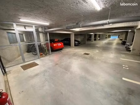 garage / place de parking à louer quartier proche de la poste d’anglet