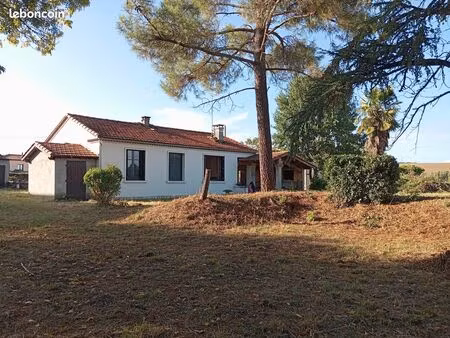 agreable propriete 82500 beaumont de lomagne