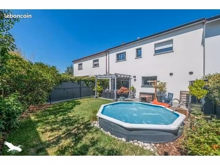 maison de ville 5 pièces 93 m²