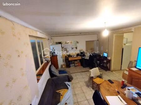 immeuble 7 pièces 176 m²