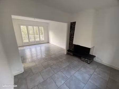 appartement 5 pièces 94 m²