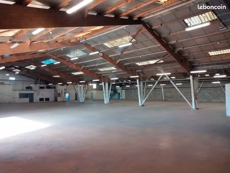 entrepôt industriel 2000m2 a louer