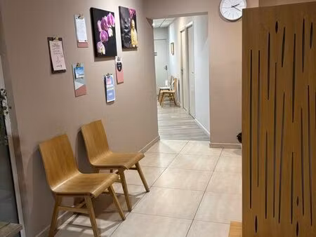 loue local commercial