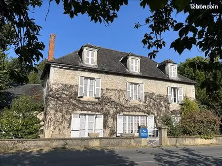 maison 5 pièces 213 m²