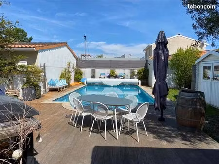 maison 5 pièces 140 m²