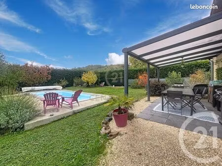 maison 6 pièces 127 m²
