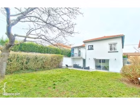 maison 5 pièces 122 m²