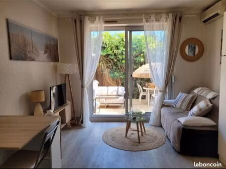 location meublée saint laurent du var   sud  avec jardin bord de mer