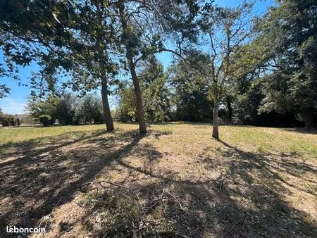 terrain 2 068 m² souesmes