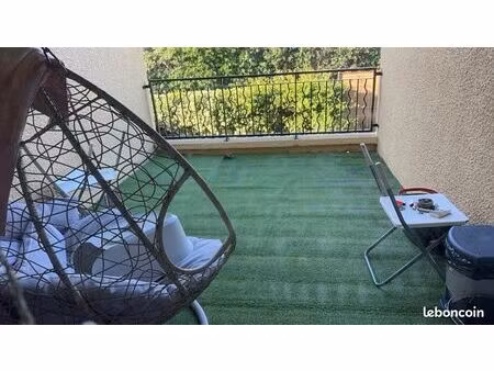 loue t2 carqueiranne