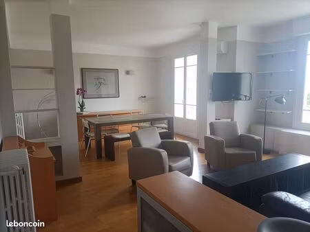 toulon mourillon (83000)  t4  meublé  95 m²  climatisé