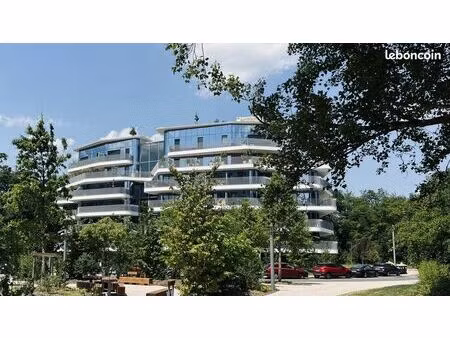 un paquebot amarré à la forêt : votre croisière en canopée à 15 km de paris