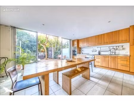 maison de ville 5 pièces 128 m²