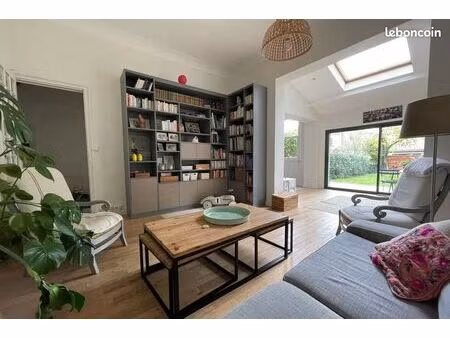 vend maison 110 m2 quartier sacré coeur (garage + grand jardin + cave)
