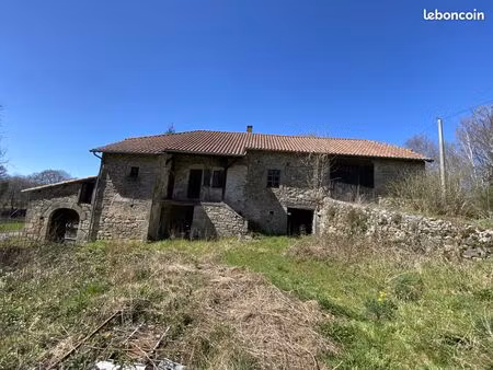 propriété 3 pièces 150 m²