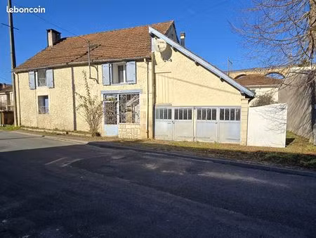 maison 7 pièces 140 m²