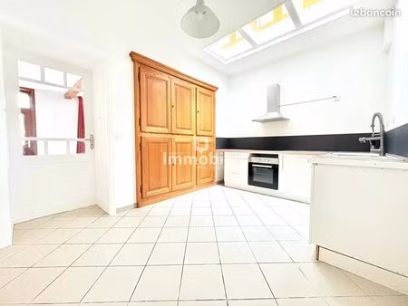 maison 5 pièces 92 m²