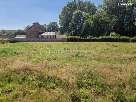 terrain 1 450 m² franleu