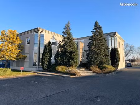 bureau à louer à hoenheim
