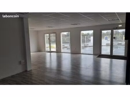 bureaux rdc ou étage  50  100 m2