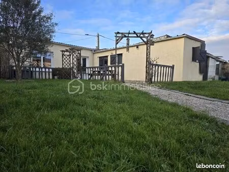 maison 3 pièces 80 m²