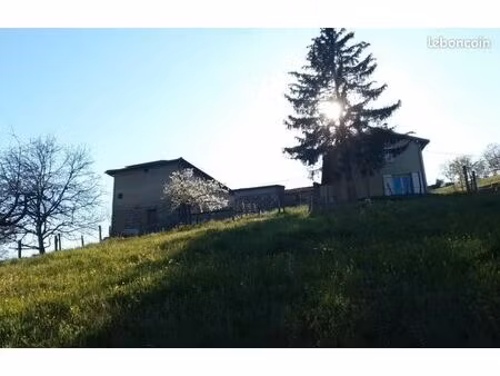 petit coin de paradis - ferme de caractère - fort potentiel