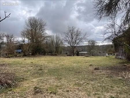 terrain 1 247 m² glanges