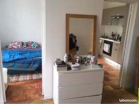 ensemble de 2 appartements loués – sans copropriété – rendement 9 %