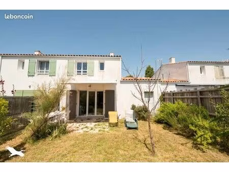 pavillon 3 pièces 61 m²