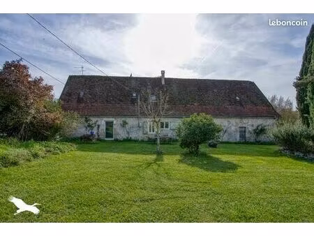 longère 4 pièces 142 m²