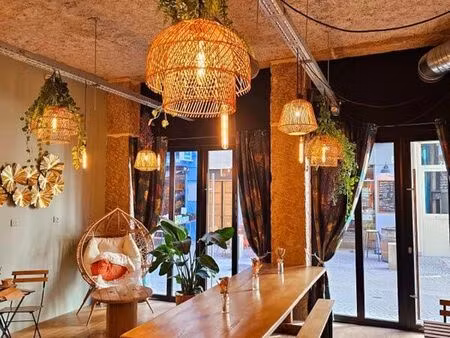 à vendre : fonds de commerce 100m2 avec beaucoup de cachet - lyon 9 ème