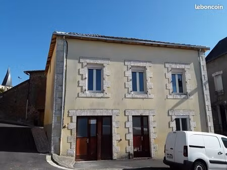 immeuble de rapport / maison de ville de 95m2