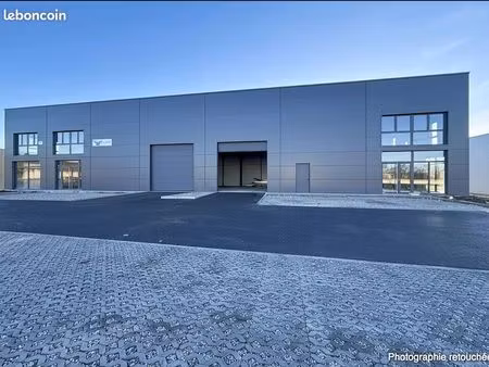 local commercial 800 m² bourgoin-jallieu