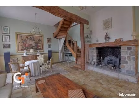 propriété 7 pièces 169 m²