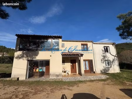 maison 6 pièces 169 m²