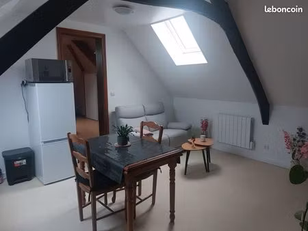 appart avec une chambre séparée et parking