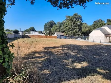 terrain bourg drefféac