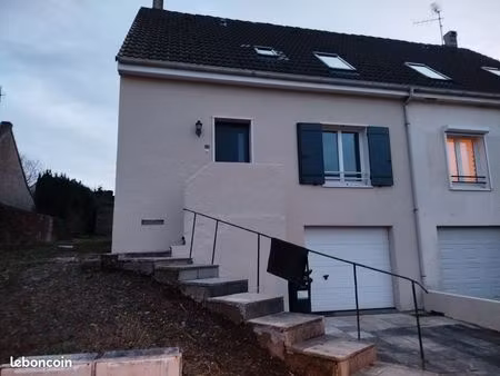 a louer - maison 3 chambres esquerdes