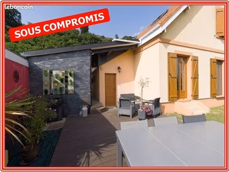 pavillon 5 pièces 100 m²