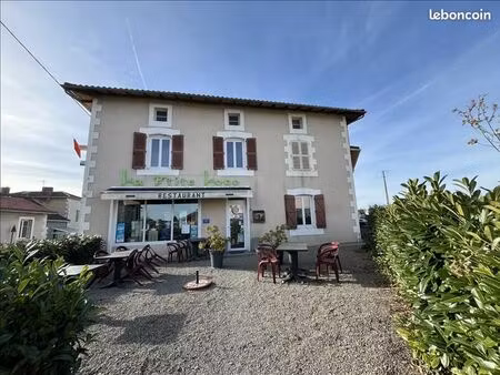 immeuble 264 m² rochechouart