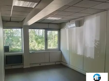 bureaux 188 m²