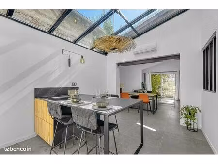 charmante maison t4 meublée et rénovée - calme  lumière et confort au pont des demoiselles