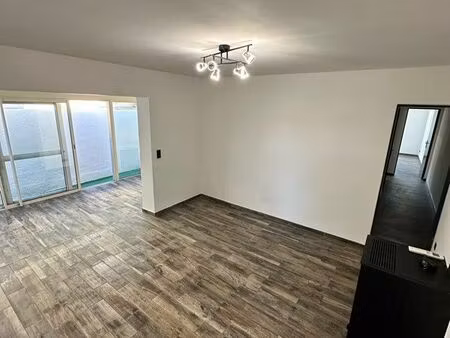 location/colocation maison de village fontvieille début mars